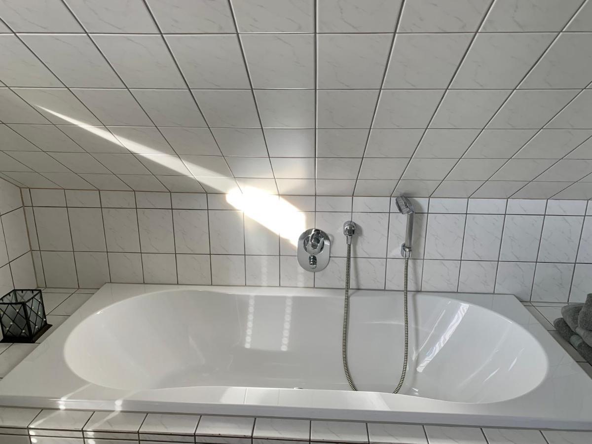 Meine Oase Ferienwohnung !!! Nicht Fuer Monteure !!! Horn-Bad Meinberg Exterior foto