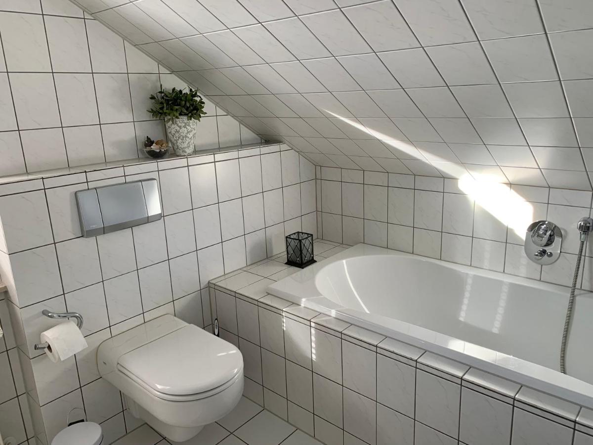 Meine Oase Ferienwohnung !!! Nicht Fuer Monteure !!! Horn-Bad Meinberg Exterior foto